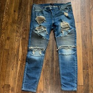 Men's Distressed Blue Jeans